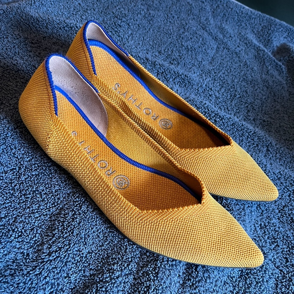 Marygold Rothy’s  Points. Good condition. Have been washed.